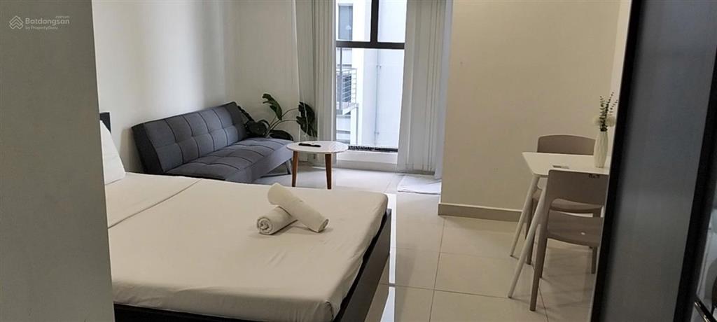 Cho thuê 1pn studio cc saigon royal 35 bến vân đồn, phường 12, quận 4 diện tích 32m2 1pn 1wc