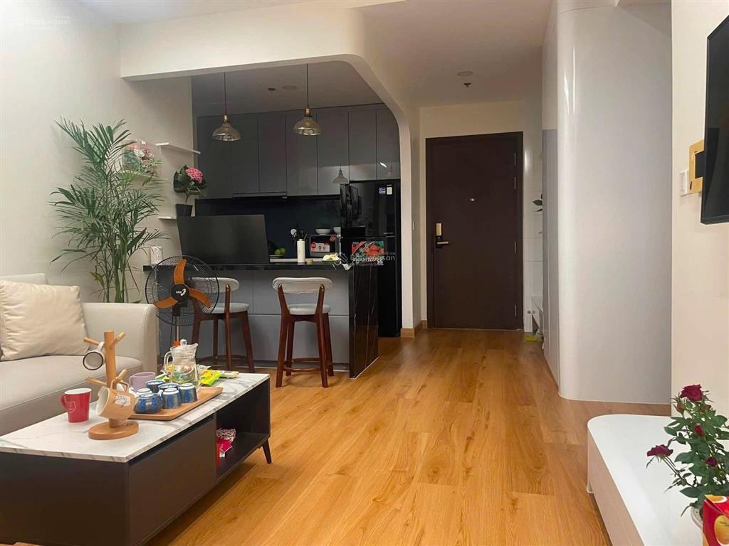 Cho thuê 2pn chung cư the tresor 39 bến vân đồn, phường 12, quận 4 diện tích  65m2 2pn 1wc full