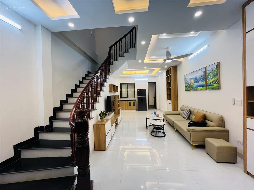 Bán nhà riêng 60m2 tại cầu diễn, phú diễn, bắc từ liêm, ô tô tránh nhau, kinh doanh, ở sướng