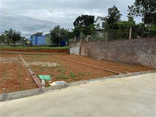 Bán đất thôn 3 phú cát  108,1m full thổ cư  giá hơn 2 tỷ
vị trí siêu đẹp