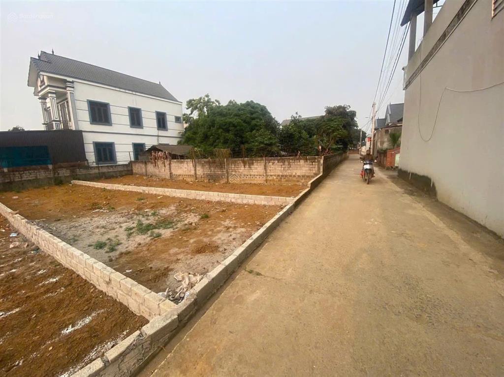 Chính chủ cần chuyển nhượng 105m phun thổ cư tại phú cát hà nội