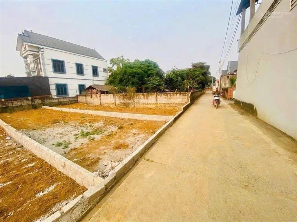Chính chủ cần chuyển nhượng 105m phun thổ cư tại phú cát hà nội