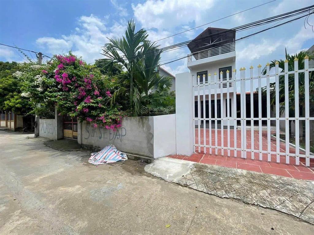 Bán đất có sẵn nhà tại phú cát, hà nội