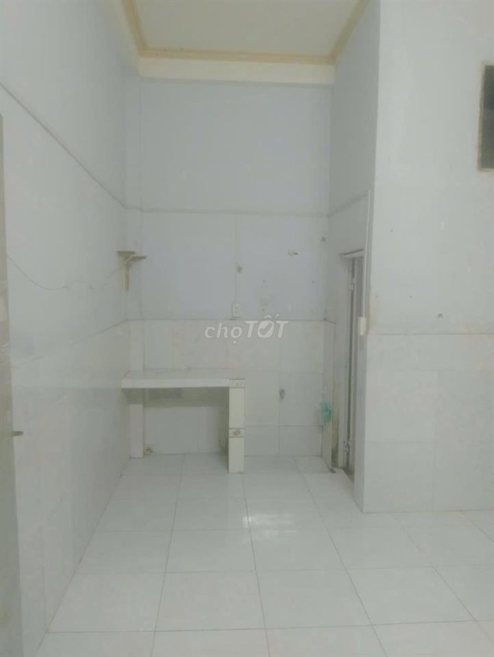 Phòng trọ 2 triệu, gần Phạm Văn Đồng