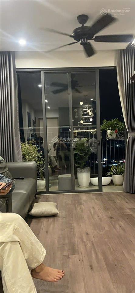 Chú sơn bán gấp cc lavita charm 61m2 giá 2tỷ530 2pn, đường số 1 thủ đức