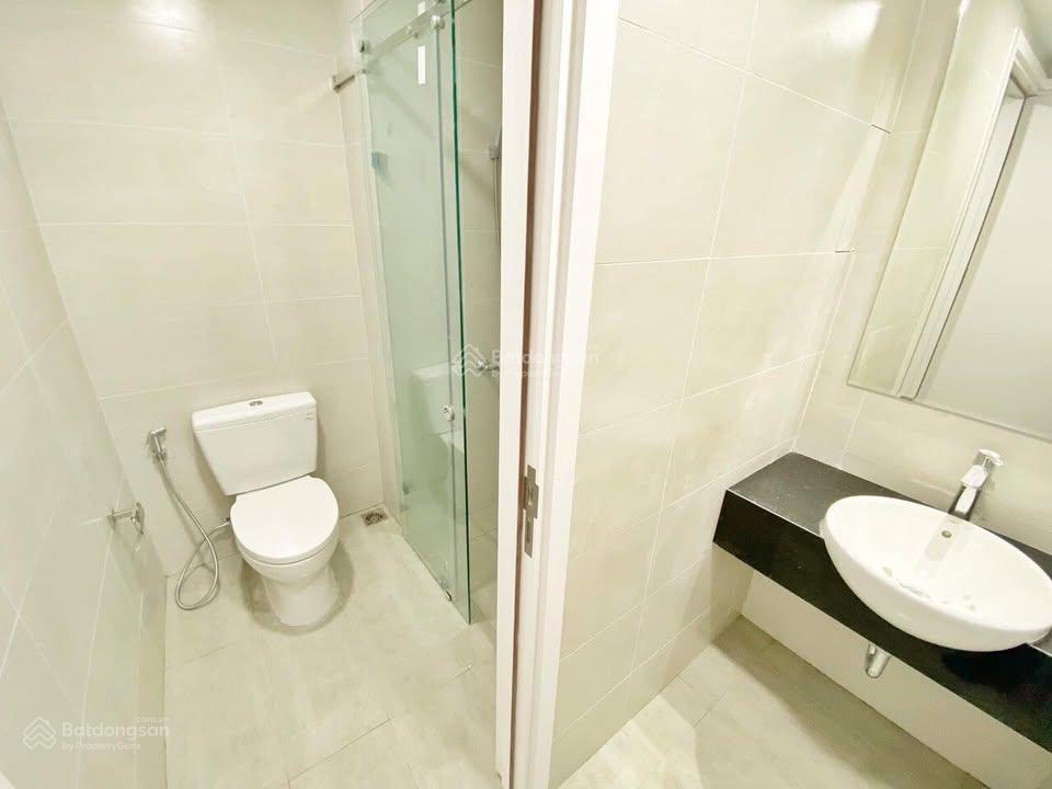 Kẹt nợ ngân hàng cần thanh lí cc lovera vista 2pn, 65m2, đ. 19 bình chánh