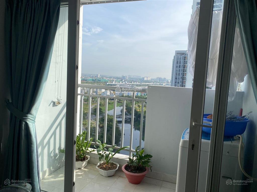 Bán căn westgate 85m2 view hồ bơi, sổ hồng sẵn nội thất. bớt lộc