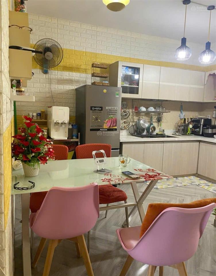 Cô tư cần tiền đi mỹ bán cc hưng ngân garden, đường dương thị mười, 68m2, shr, 2pn