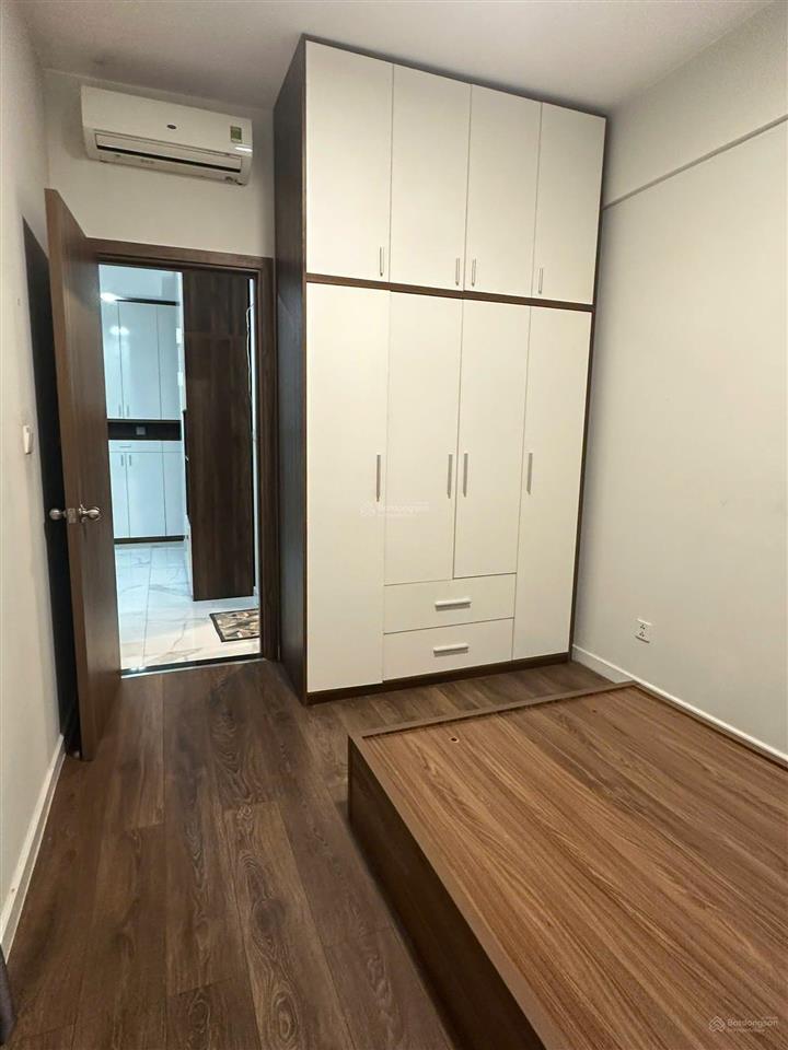 Cần chuyển xuống nhà mặt đất bán cc green river, đ.phạm thế hiển, 65m2, 2.5 tỷ tl, 2pn1wc, shr