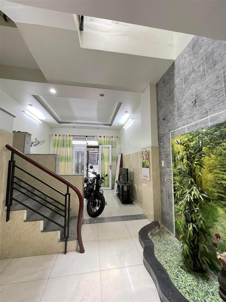 Chuyển công tác bán gấp nhà phạm văn đồng gần gigamall 44m2/3ty450 shr, nh cho vay