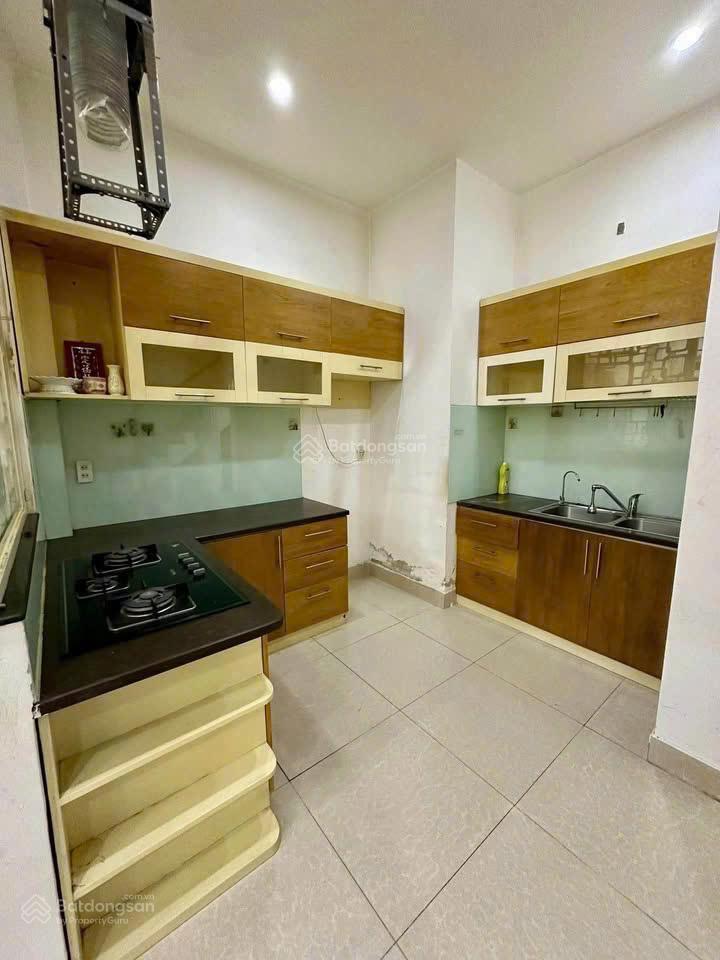 Bán nhà mới âu dương lân  p3  q8  40m2  hoàn công  2 tầng  2pn  chỉ 5 tỷ