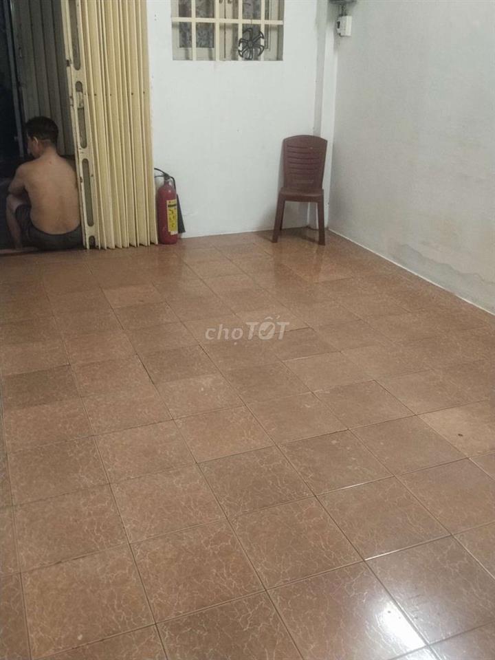 nhà nguyên căn 1 trệt 1lầu dt 36m đường trần tuấu khải p5 q5