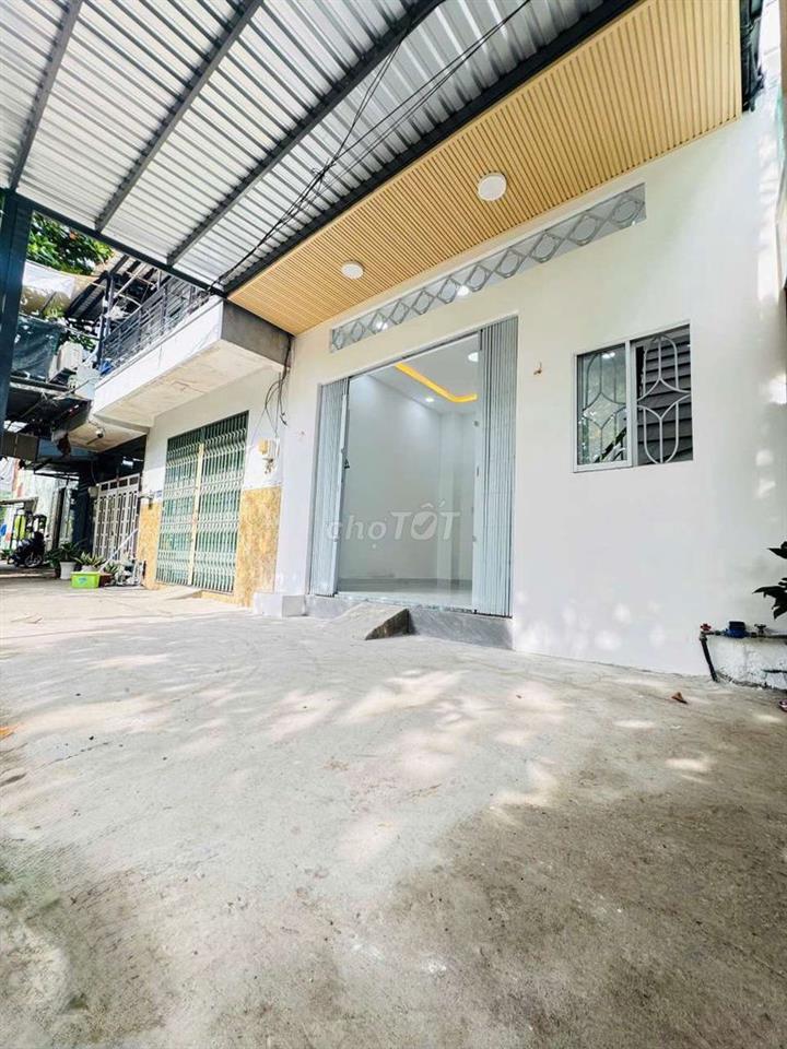 nhà thuê 2 tầng đường cao lỗ p4 q8 dt 25m2