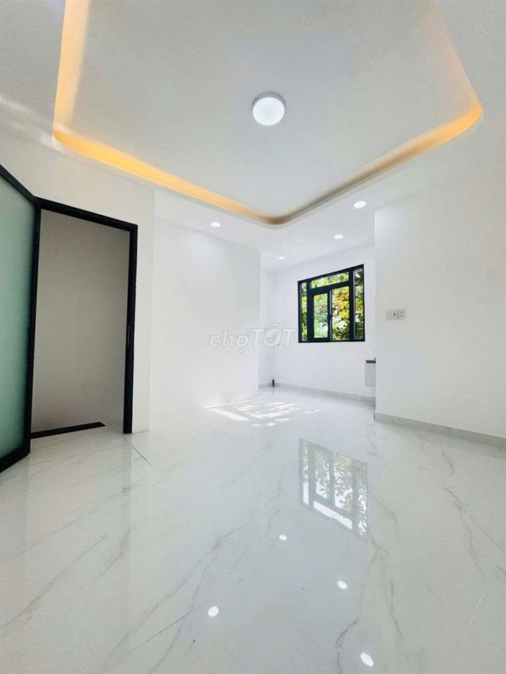 nhà thuê 2 tầng đường cao lỗ p4 q8 dt 25m2