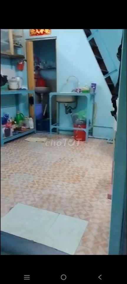 cho thuê nhà nguyên căn 1 trệt 1 ầu đường trần hư ng đạo p5 q5
