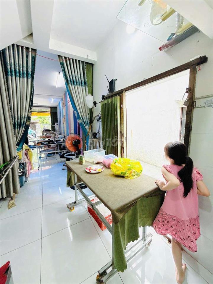 nhà mẳt tiền phạm thế hiển p7 q8 dt tổng 76m2
