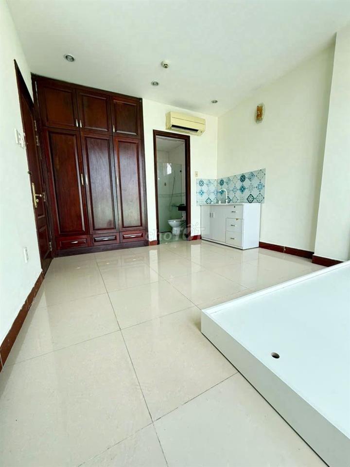 p studio đẹp, giờ tự do, thang máy, full nt, không chung chủ, cho deco