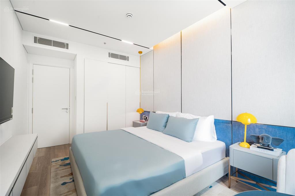 Bán penthouse times square đà nẵng 202m², 3pn, tầng 30, view trực diện biển mỹ khê, giá 58,47 tỷ.