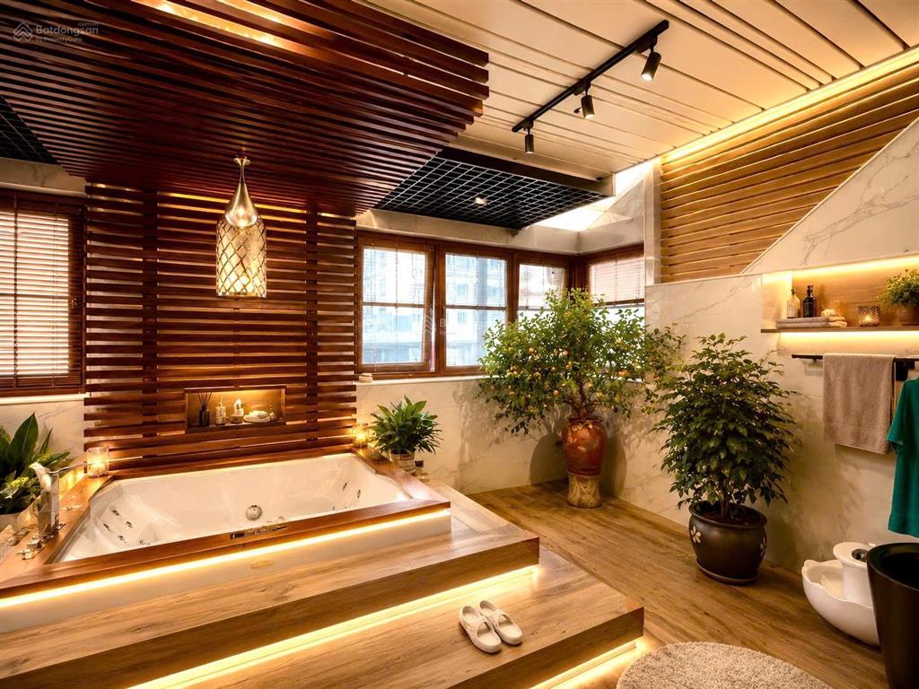 Bán tòa nhà mặt phố nguyễn đình thi, tây hồ, dt 150m2, mt 7,5m, 8 tầng nổi và 1 tầng hầm, view hồ