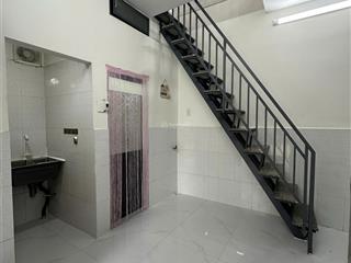 Nhà đường huỳnh văn chính xây 3 tầng 2pn vừa ở vừa kinh doanh, gần chợ