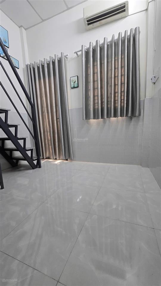 Chính chủ bán nhà âu cơ gần ngay trường đại học văn hiến. giá 2.2 tỷ tl