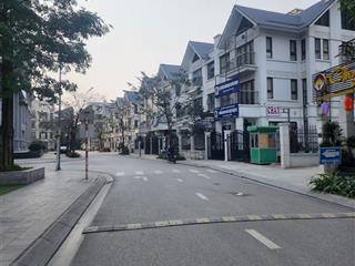 Siêu vip, bán biệt thư hateco appollo, 180m2, view hồ, cạnh đường xuân phương, ga me trô 3