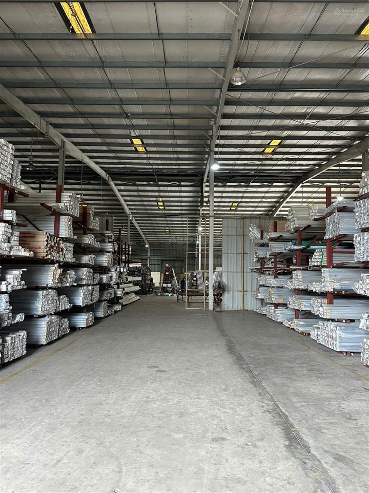 Cho thuê mặt bằng kho xưởng 1.500m2 trở lên  khu công nghiệp, t.c pccc cấp 3,4.
