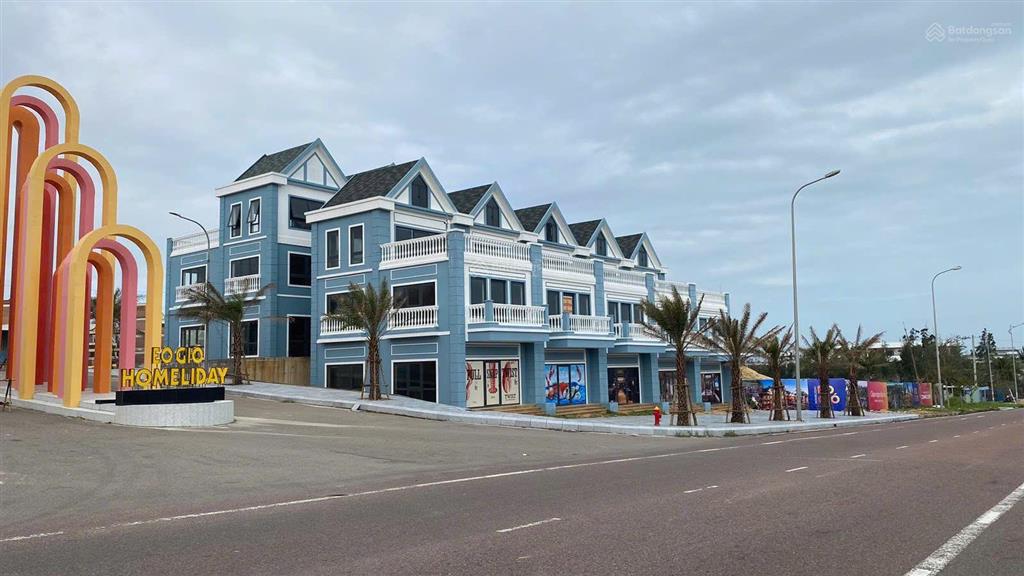 Hàng hiếm cắt lỗ 1,5 tỷ. bán nhanh căn villas 4pn xây 3 tầng 120m2 ở eo gió  quy nhơn.