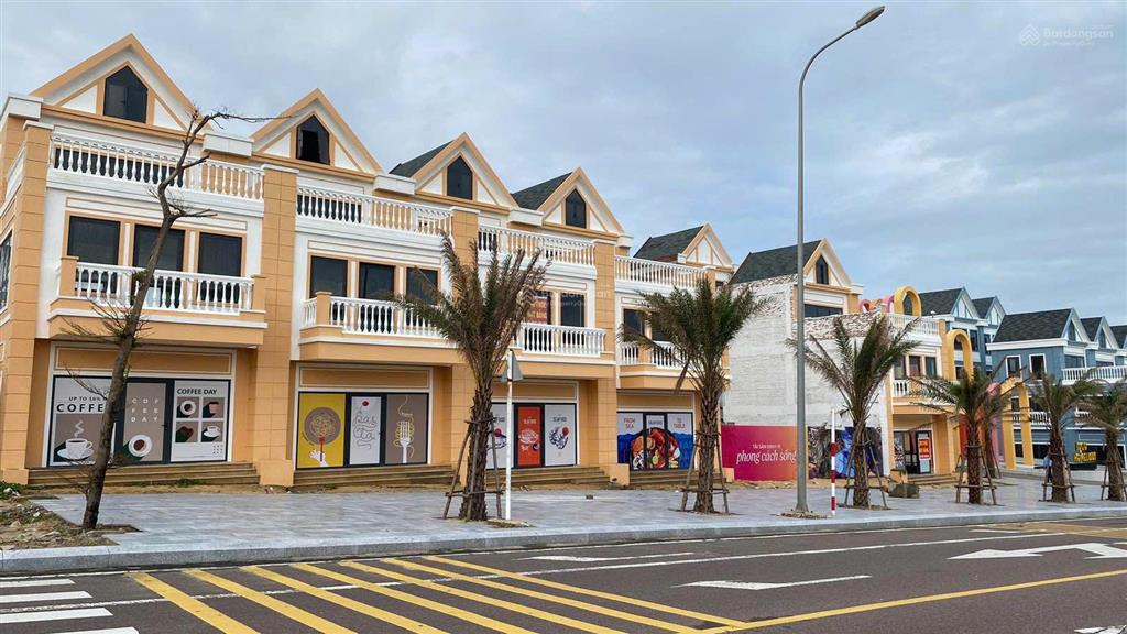 Hàng hiếm cắt lỗ 1,5 tỷ. bán nhanh căn villas 4pn xây 3 tầng 120m2 ở eo gió  quy nhơn.
