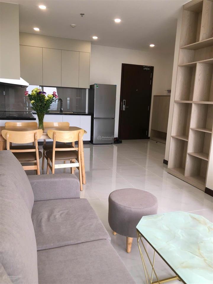 Bán căn hộ c sky view 2pn 2wc full nội thất đẹp, sổ hồng sẵn