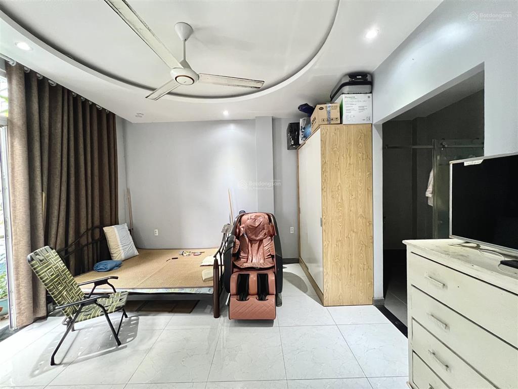 Bán nhà hẻm xe hơi tránh nguyễn kiệm phú nhuận, 50m2(6x8), 4 tầng