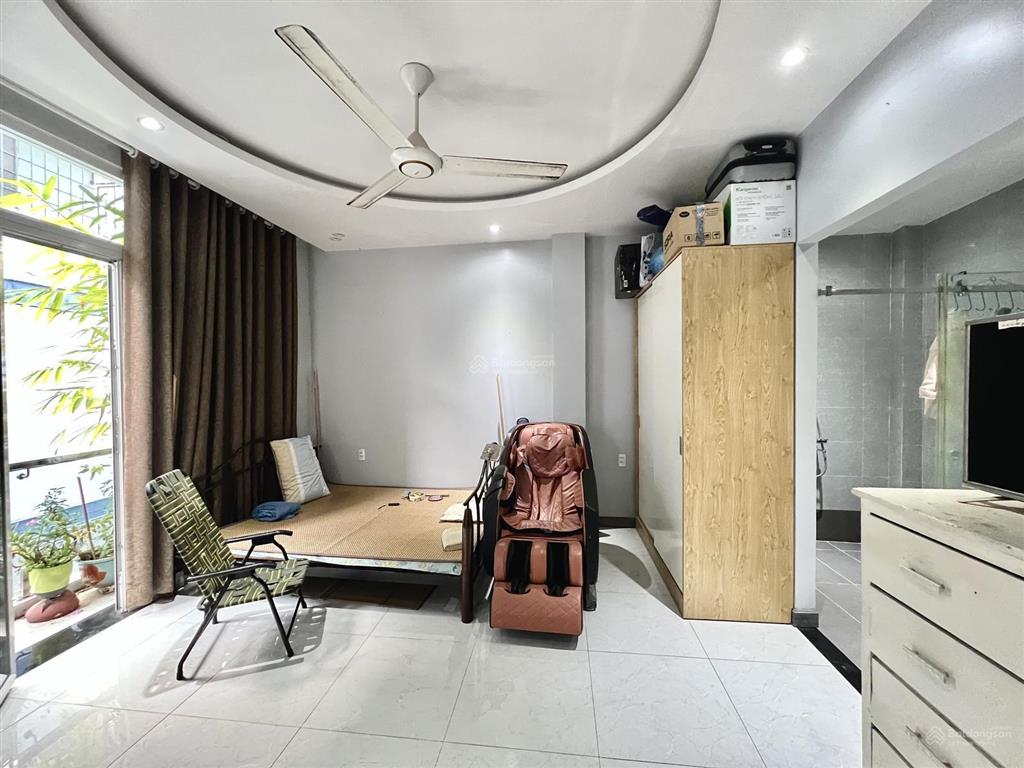 Bán nhà hẻm xe hơi tránh nguyễn kiệm phú nhuận, 50m2(6x8), 4 tầng