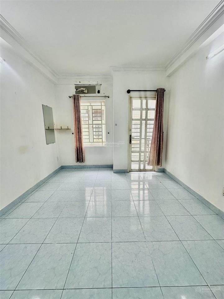 Bán nhà hxh thông, nguyễn ngọc lộc quận 10, 35m2(3.5x10), 5 tầng