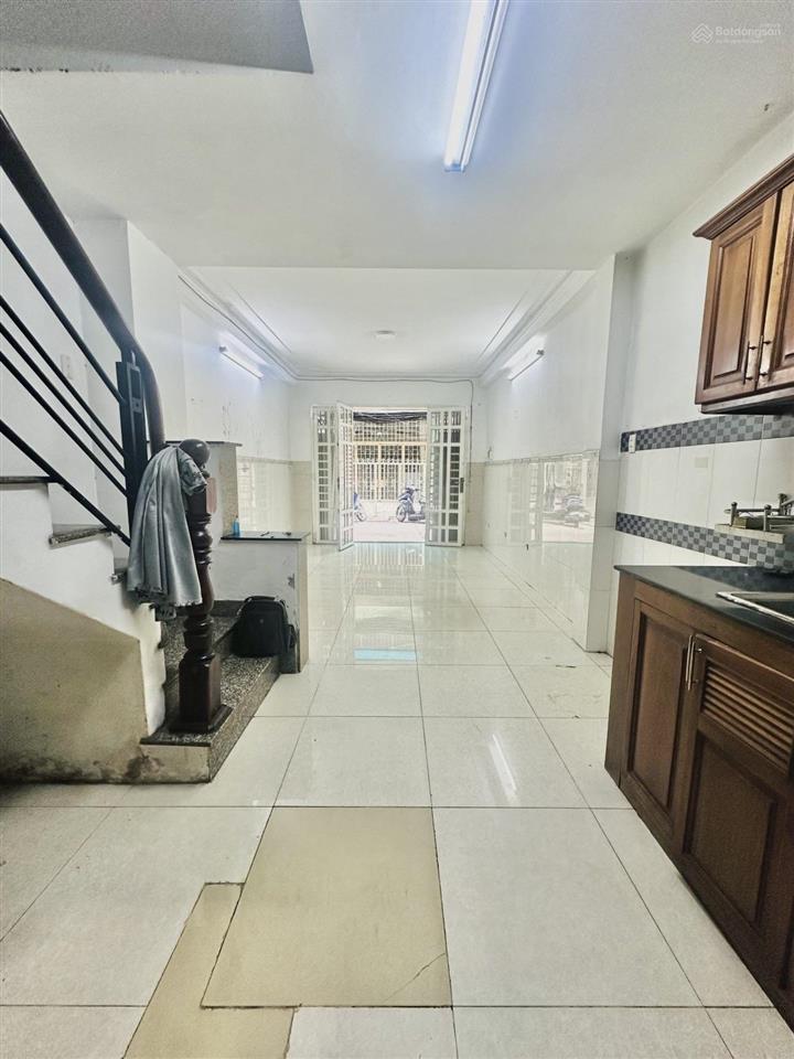 Bán nhà hxh thông, nguyễn ngọc lộc quận 10, 35m2(3.5x10), 5 tầng