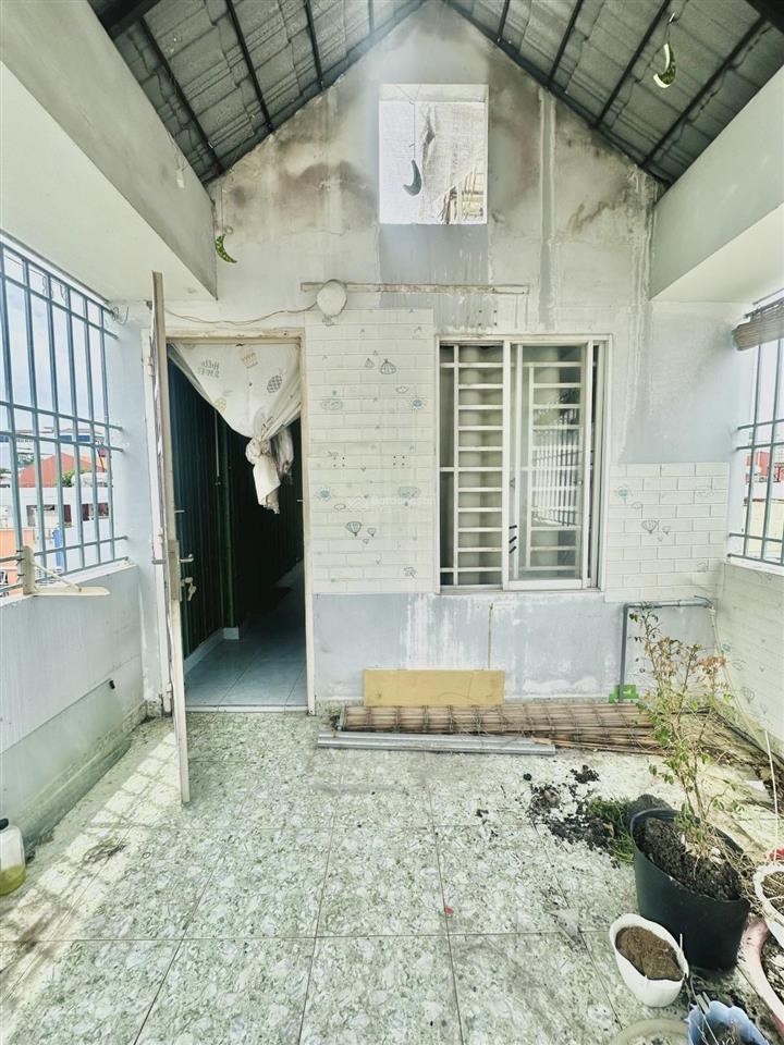 Bán nhà hxh thông, nguyễn ngọc lộc quận 10, 35m2(3.5x10), 5 tầng