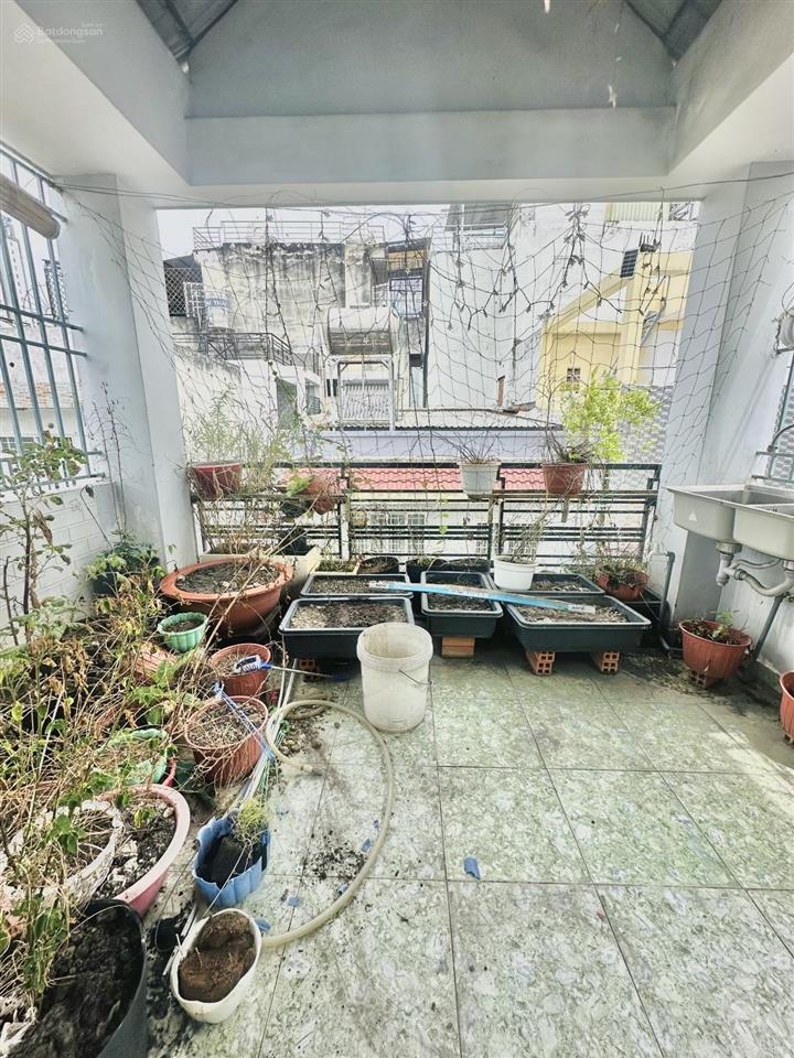 Bán nhà hxh thông, nguyễn ngọc lộc quận 10, 35m2(3.5x10), 5 tầng