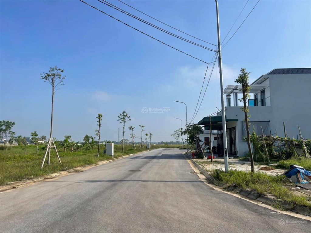 Đón sóng làm đường full làn giai đoạn 2 võ nguyên giáp. dt 105m2, mt 5 giá chỉ 1 tyxx