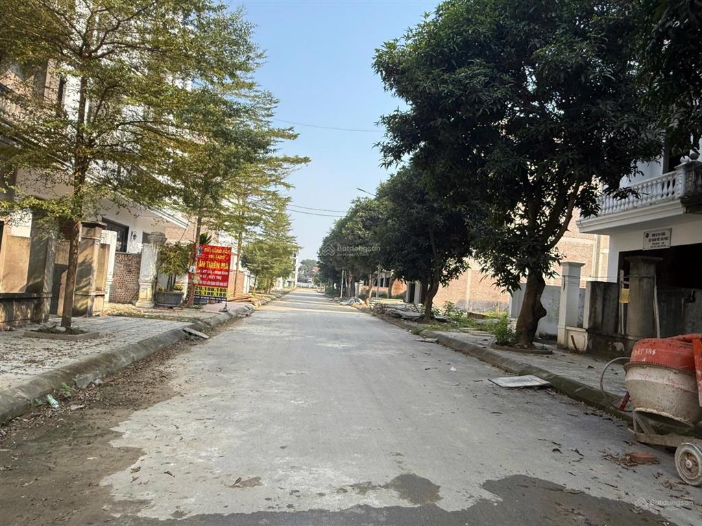 Chủ cần tiền bán gấp lô đất đô thị hoà lạc