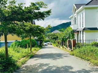 Cần bán 211m2 5tỷ măngline đà lạt 18x12m, mặt tiền đường nhựa view đẹp