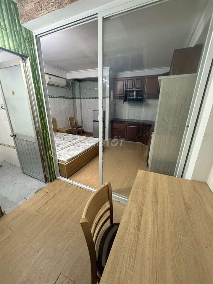 PHÒNG 24M2, KHU VỰC VIP, FULL NỘI THẤT, TỰ DO, KO CHUNG CHỦ