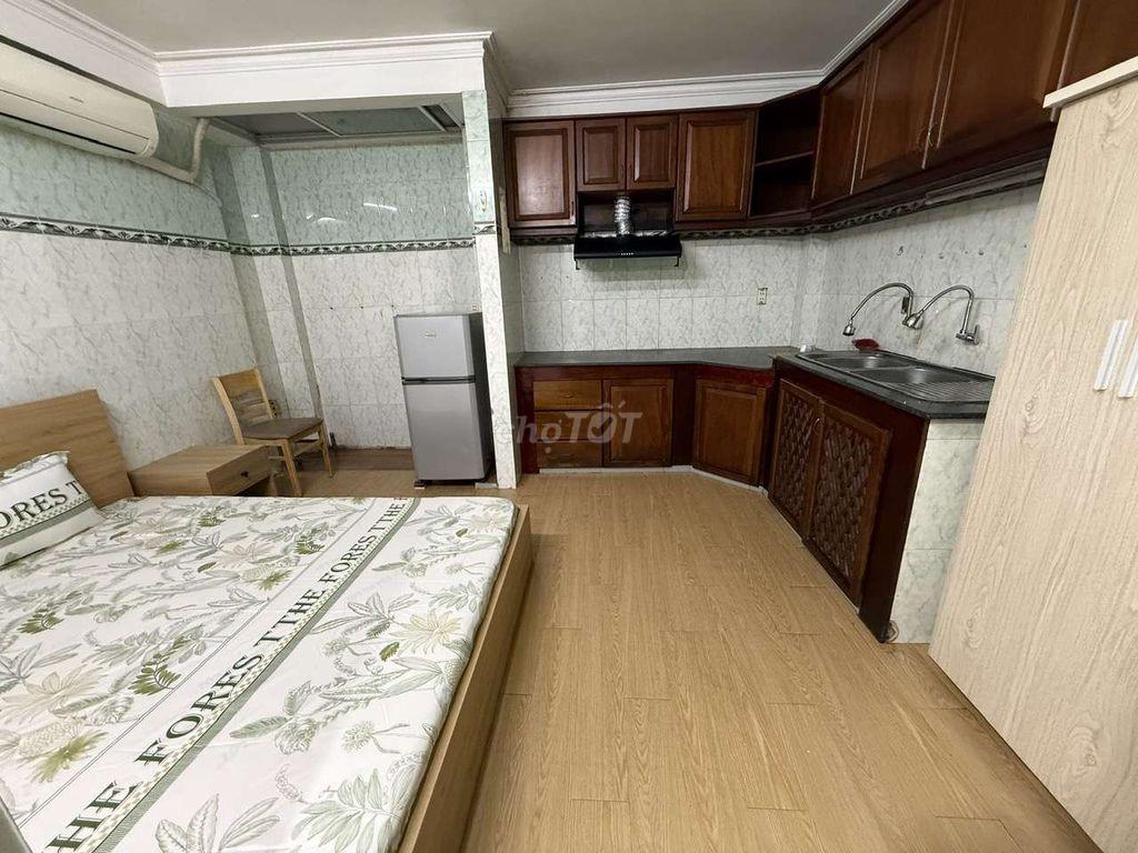 PHÒNG 24M2, KHU VỰC VIP, FULL NỘI THẤT, TỰ DO, KO CHUNG CHỦ