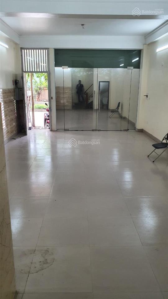 Cho thuê nhà vạn phúc 50m2, 7 tầng, 25tr có thang máy, xe công đỗ cửa