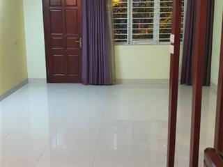 Cho thuê nhà mỗ lao 80m2, 4 tầng, 24tr xe tải tránh nhau.