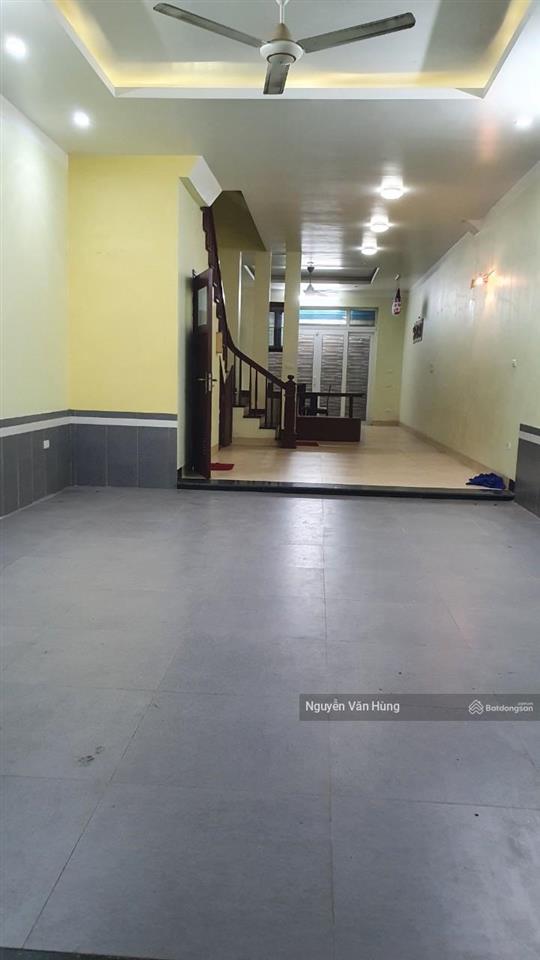 Cho thuê nhà mỗ lao 80m2, 4 tầng, 24tr xe tải tránh nhau