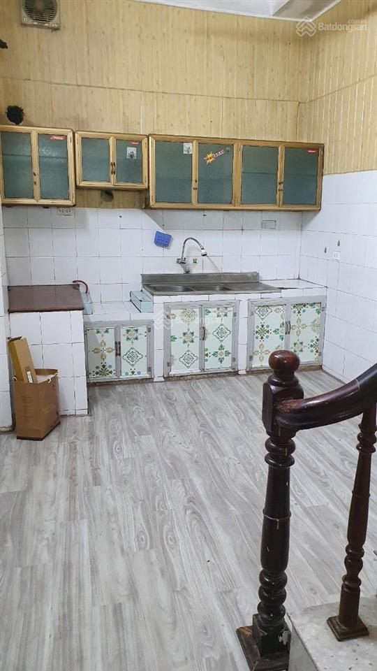Cho thuê nhà văn quán 70m2, 3 tầng, 11 triệu/tháng ngõ ô tô