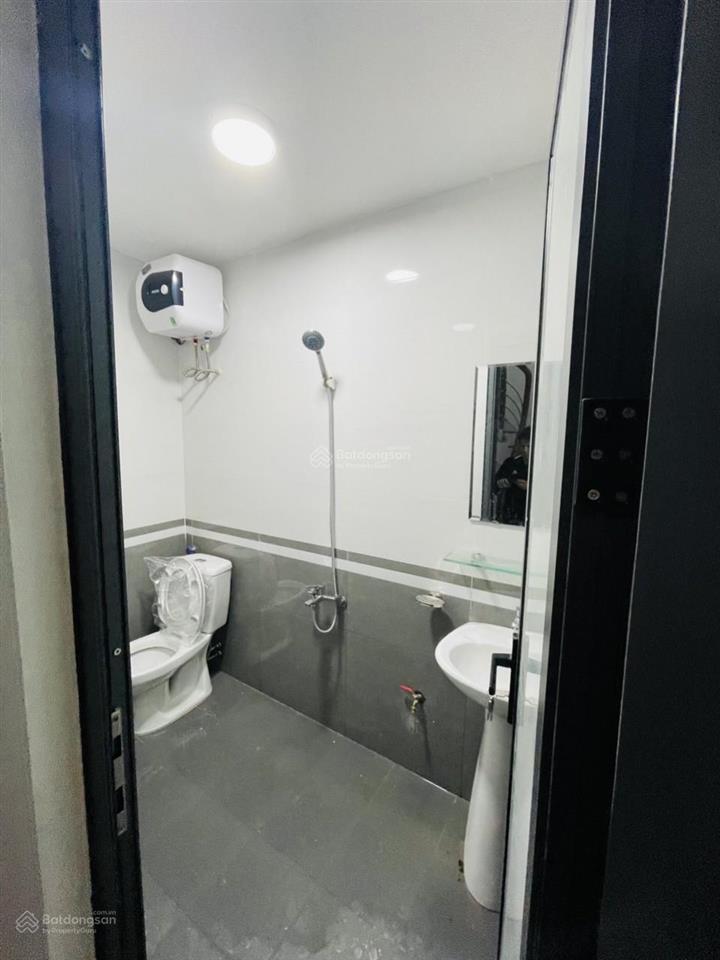 Cho thuê nhà mỗ lao 50m2, 4 tầng, 16tr xe tải tránh nhau