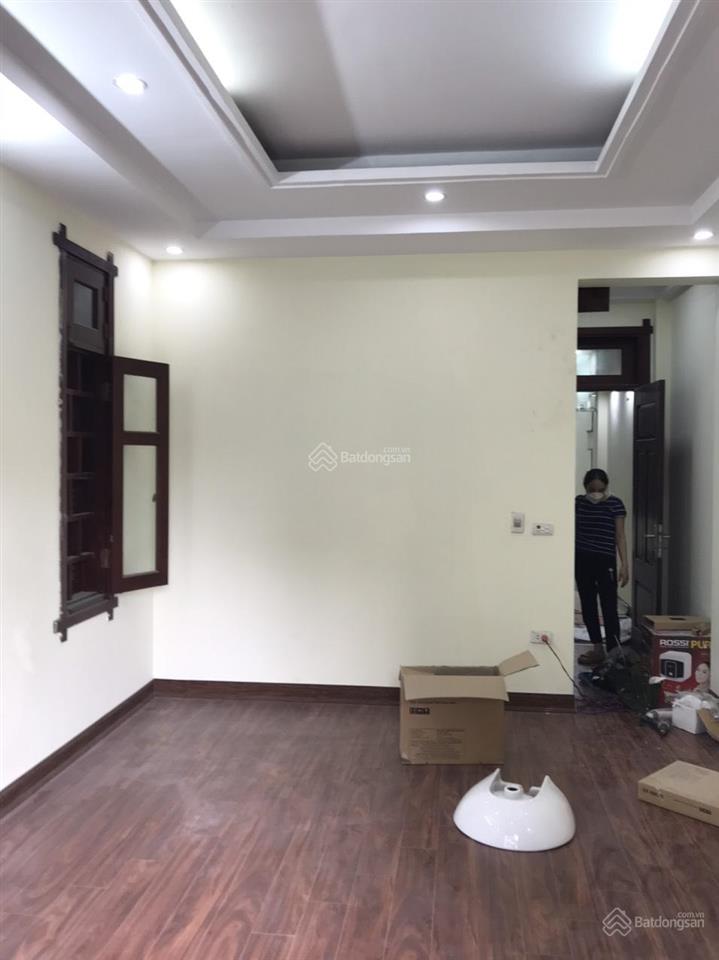Cho thuê nhà ngã tư vạn phúc  tố hữu 65m2 x 4 tầng chỉ 16tr/th, xe tải tránh nhau thoải mái