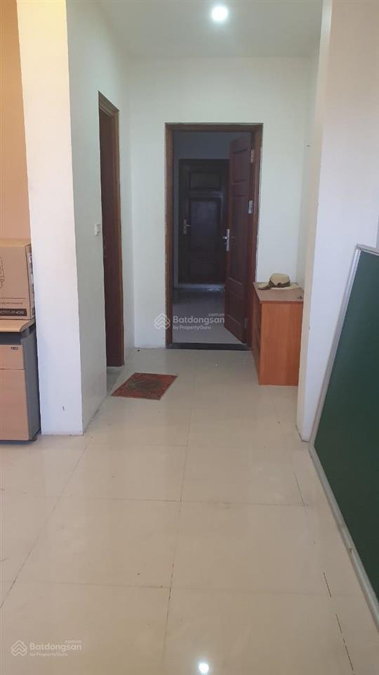 Cho thuê văn phòng tầng 5 mỗ lao 120m2, 10tr thang máy, điều hòa đầy đủ