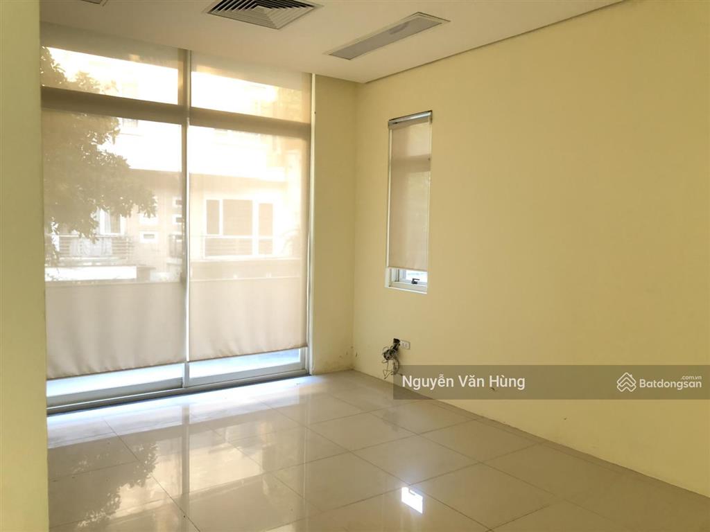 Cho thuê nhà vạn phúc 160m2 x 4 tầng 1 hầm, 45 triệu/tháng, xe công đỗ cửa