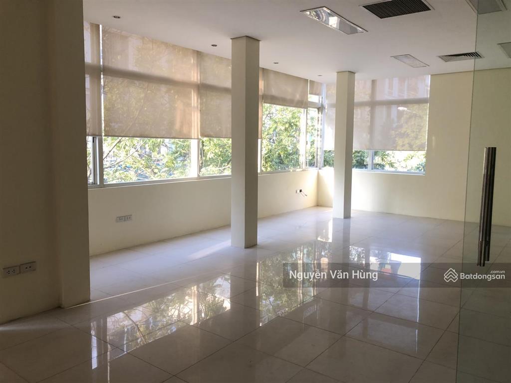 Cho thuê nhà vạn phúc 160m2 x 4 tầng 1 hầm, 45 triệu/tháng, xe công đỗ cửa